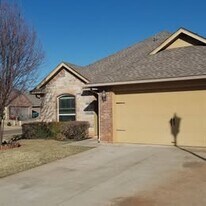 2409 Frisco Way in Edmond, OK - Building Photo