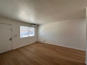 16260 Orange St in Hesperia, CA - Building Photo - Building Photo