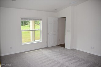 1712 SW 3rd Terrace in Cape Coral, FL - Foto de edificio - Building Photo