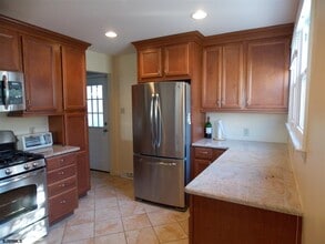 7 S Decatur Ave in Margate City, NJ - Building Photo - Building Photo