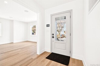 306 Hunter St in Mamaroneck, NY - Building Photo - Building Photo