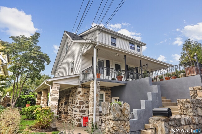 12 Arther St in Greenwich, CT - Building Photo - Building Photo