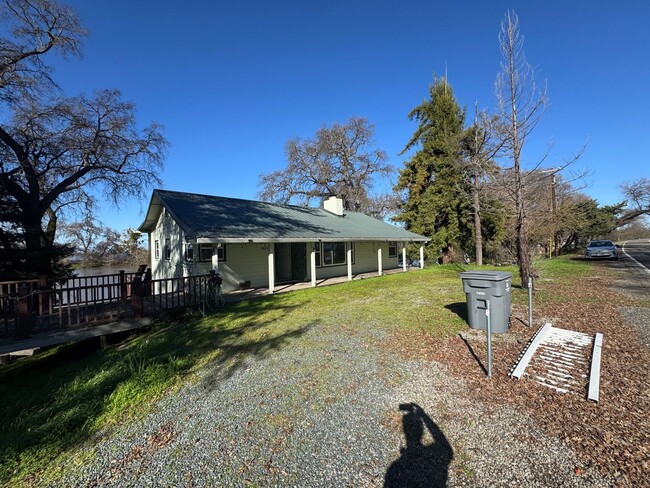 5465 Garden Hwy in Nicolaus, CA - Building Photo - Building Photo