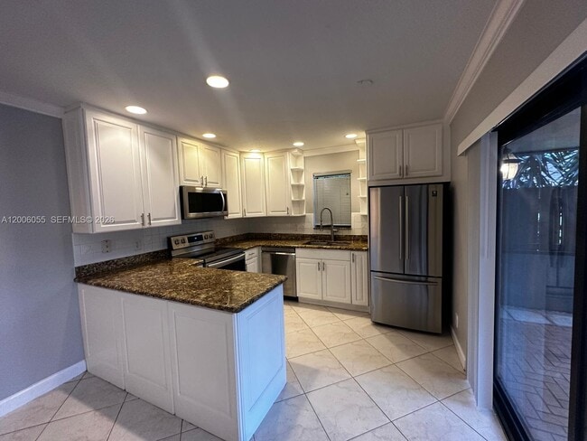 7671 Courtyard Run W in Boca Raton, FL - Building Photo - Building Photo