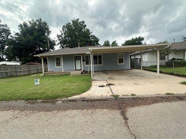 property at 5103 N Beaver Ave