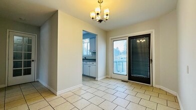 123 Woodrow Crescent in London, ON - Building Photo - Building Photo