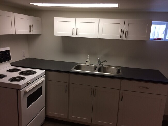 181 Verdun Rd in Oshawa, ON - Building Photo - Building Photo