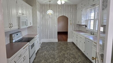 2327 N 1500 Rd in Eudora, KS - Building Photo - Building Photo