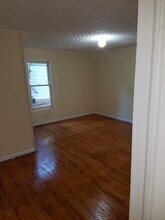 322 Shaw St in Taylor, TX - Building Photo - Building Photo