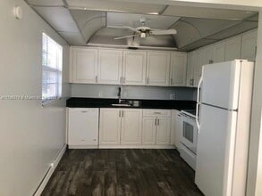 13300 SW 1st St, Unit 301O in Pembroke Pines, FL - Building Photo - Building Photo