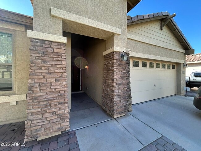 2747 E Clifton Ave in Gilbert, AZ - Building Photo - Building Photo