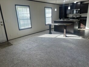 2299 Wellington Green Dr in Clarksville, IN - Building Photo - Building Photo