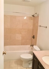 549 W Dickens Ave in Chicago, IL - Building Photo - Building Photo