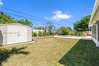 609 NW 30th Ct in Wilton Manors, FL - Building Photo - Building Photo