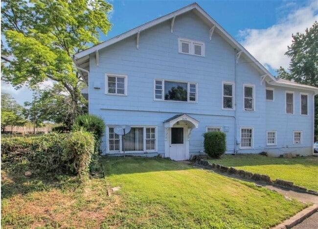property at 3638 E Main St