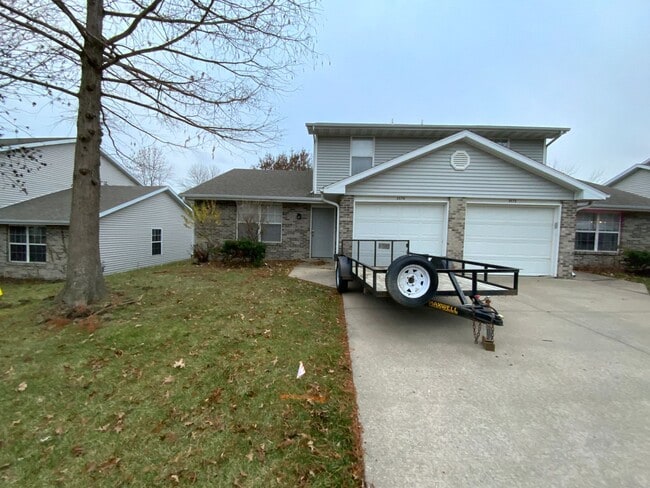 3570-3572-3572 Prescott Dr in Columbia, MO - Building Photo - Building Photo