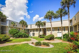 901 Ocean Blvd in Atlantic Beach, FL - Building Photo - Building Photo