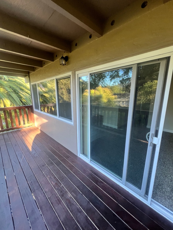 1115 Sir Francis Drake Blvd in Kentfield, CA - Foto de edificio - Building Photo