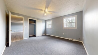 2383 Park Ave E in Mansfield, OH - Building Photo - Building Photo