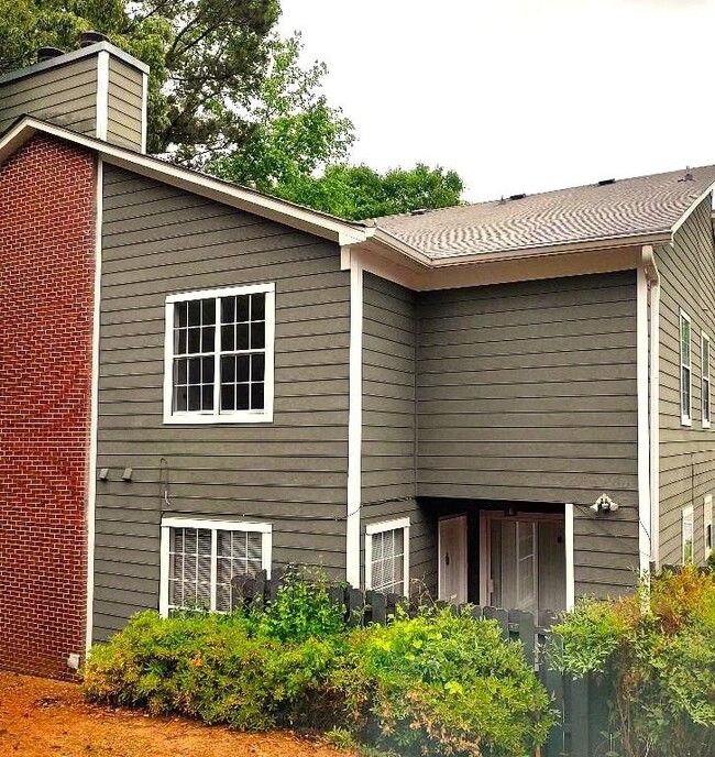 property at 1097 Dover Way