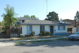 215 Echo Ave in Campbell, CA - Building Photo