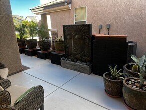 1004 Crescent Falls St in Henderson, NV - Building Photo - Building Photo