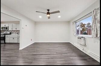 189 Littleton Rd, Unit 189-41 in Parsippany, NJ - Building Photo - Building Photo