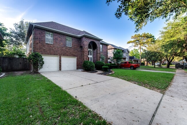 2710 Double Lake Dr