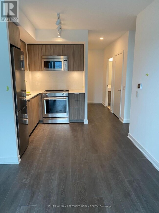 property at 30-430 Samuel Wood Wy