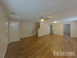 381 Valley Heights Ln in Columbia, SC - Building Photo - Building Photo