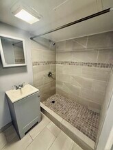 44 Haddam St in Hartford, CT - Building Photo - Building Photo