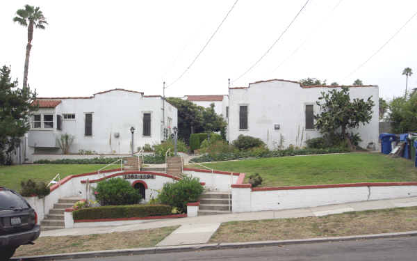 1382-1394 Edgecliffe Dr in Los Angeles, CA - Building Photo - Building Photo