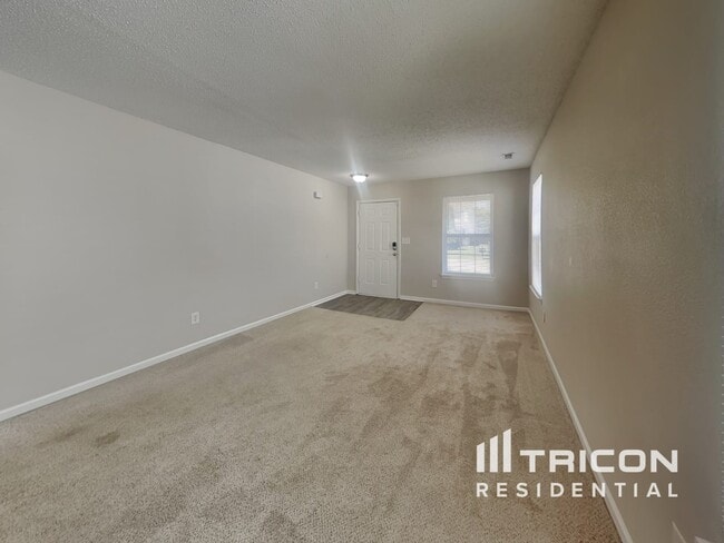 7237 Kimble Dr in Indianapolis, IN - Building Photo - Building Photo