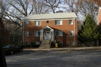 8314 Roanoke Ave in Takoma Park, MD - Building Photo - Building Photo