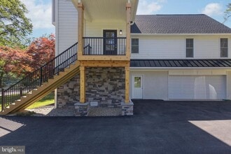 1764 River Rd in Upper Black Eddy, PA - Building Photo - Building Photo