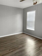 10114 Farmingdale Pl in Tampa, FL - Building Photo - Building Photo