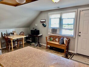 410 Eureka Ave SE in Grand Rapids, MI - Building Photo - Building Photo