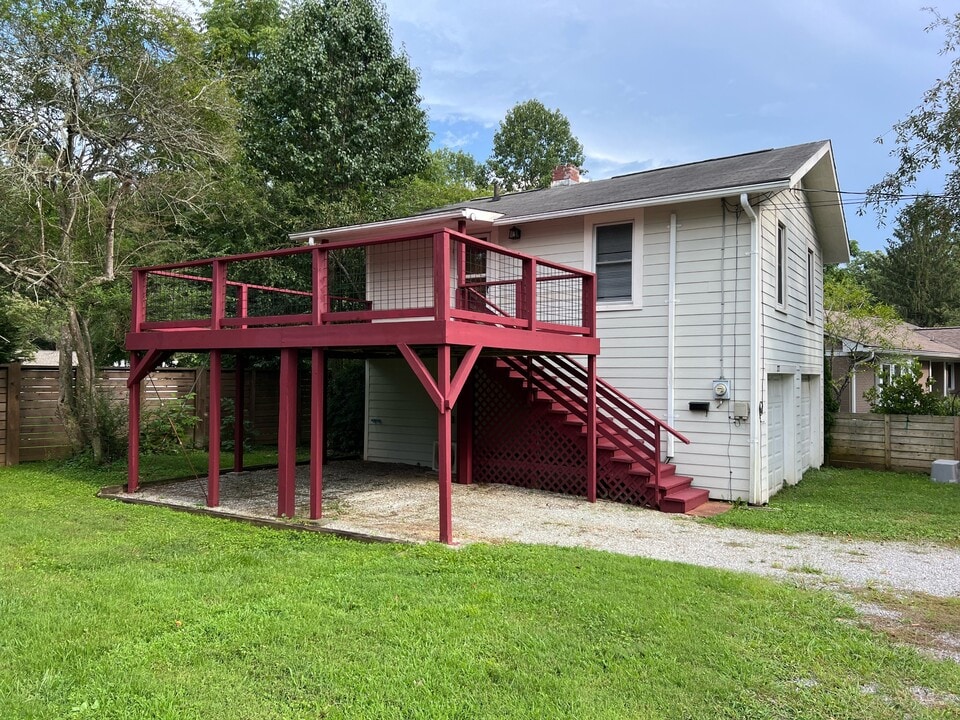 227 Maple St in Brevard, NC - Building Photo