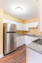 5700 S Archer Ave in Chicago, IL - Building Photo - Building Photo