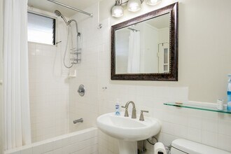 1700 Makiki St in Honolulu, HI - Building Photo - Building Photo