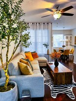 1810 E Palm Ave, Unit 1112 in Tampa, FL - Building Photo