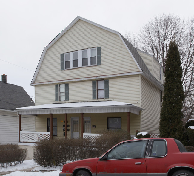 817-819 Ash St in Scranton, PA - Foto de edificio - Building Photo