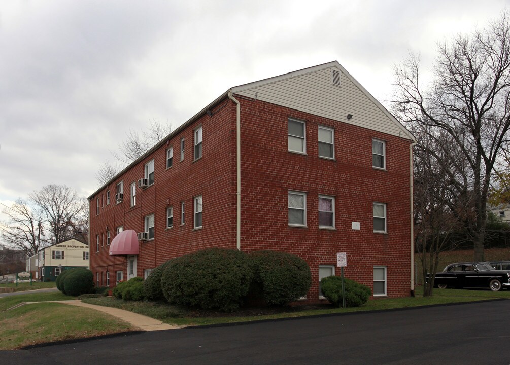 Huntington Square Apartments in Alexandria, VA - Building Photo