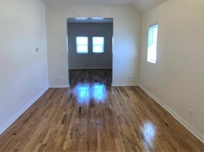 5906 S La Salle St in Chicago, IL - Building Photo - Building Photo