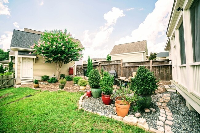 1690 Great Ridge Pkwy in Chapel Hill, NC - Building Photo - Building Photo