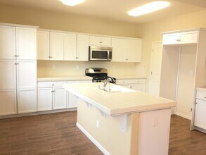 7426 E Redlands Ave. in Fresno, CA - Building Photo - Building Photo