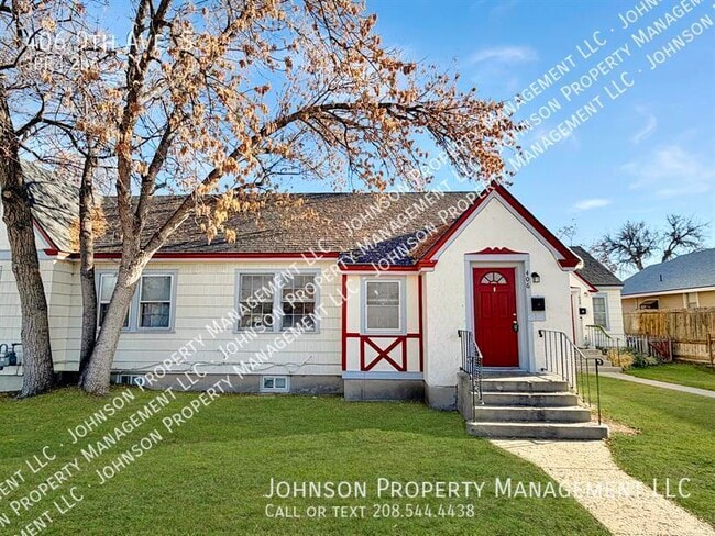 property at 406 9th Ave S
