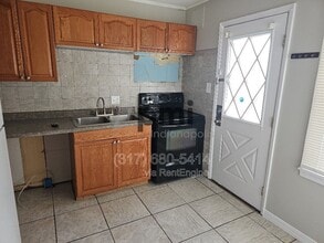 2643 Putters Ln in Indianapolis, IN - Building Photo - Building Photo