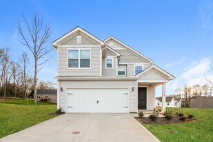 308 Woodgate Wy in Simpsonville, SC - Building Photo