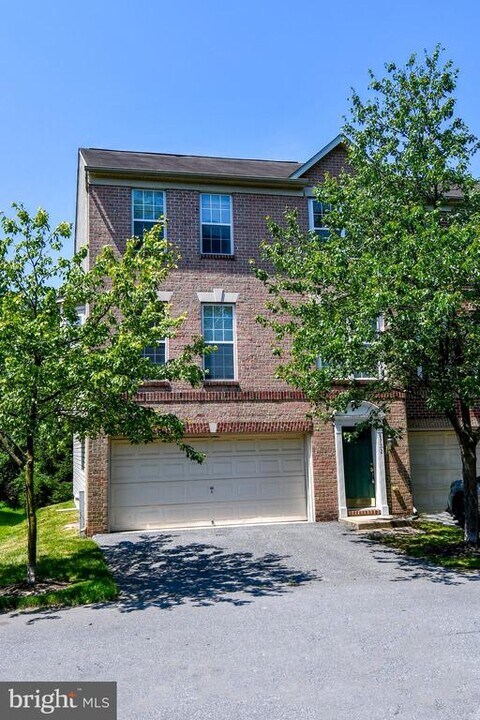 8772 Lincoln St in Savage, MD - Building Photo